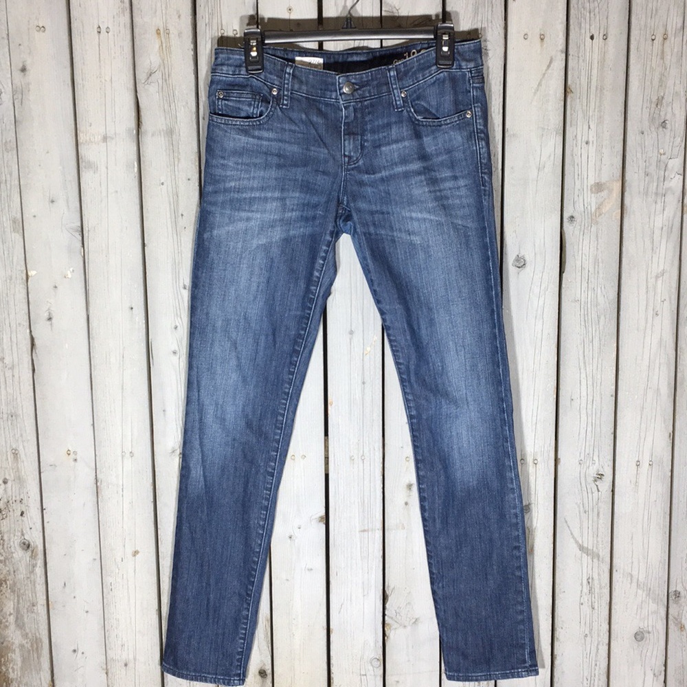Ladies Gap 1969 Skinny Jeans